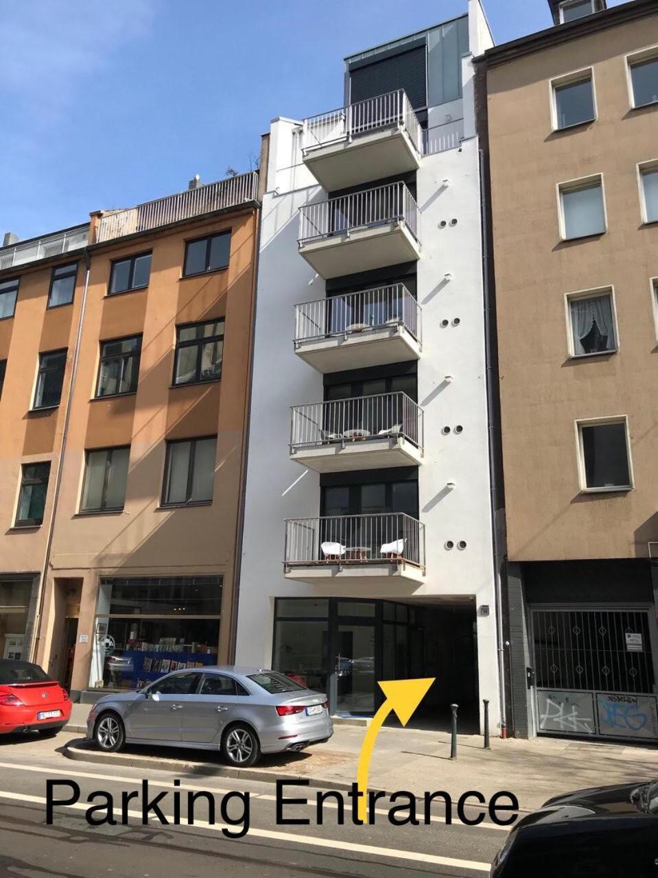 Bluestone Boarding Apartments Дюссельдорф Экстерьер фото