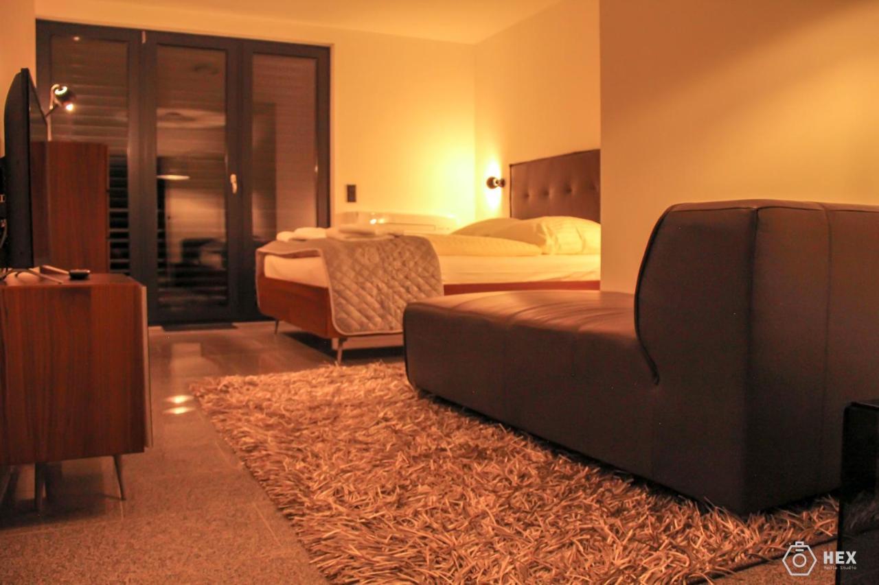 Bluestone Boarding Apartments Дюссельдорф Экстерьер фото