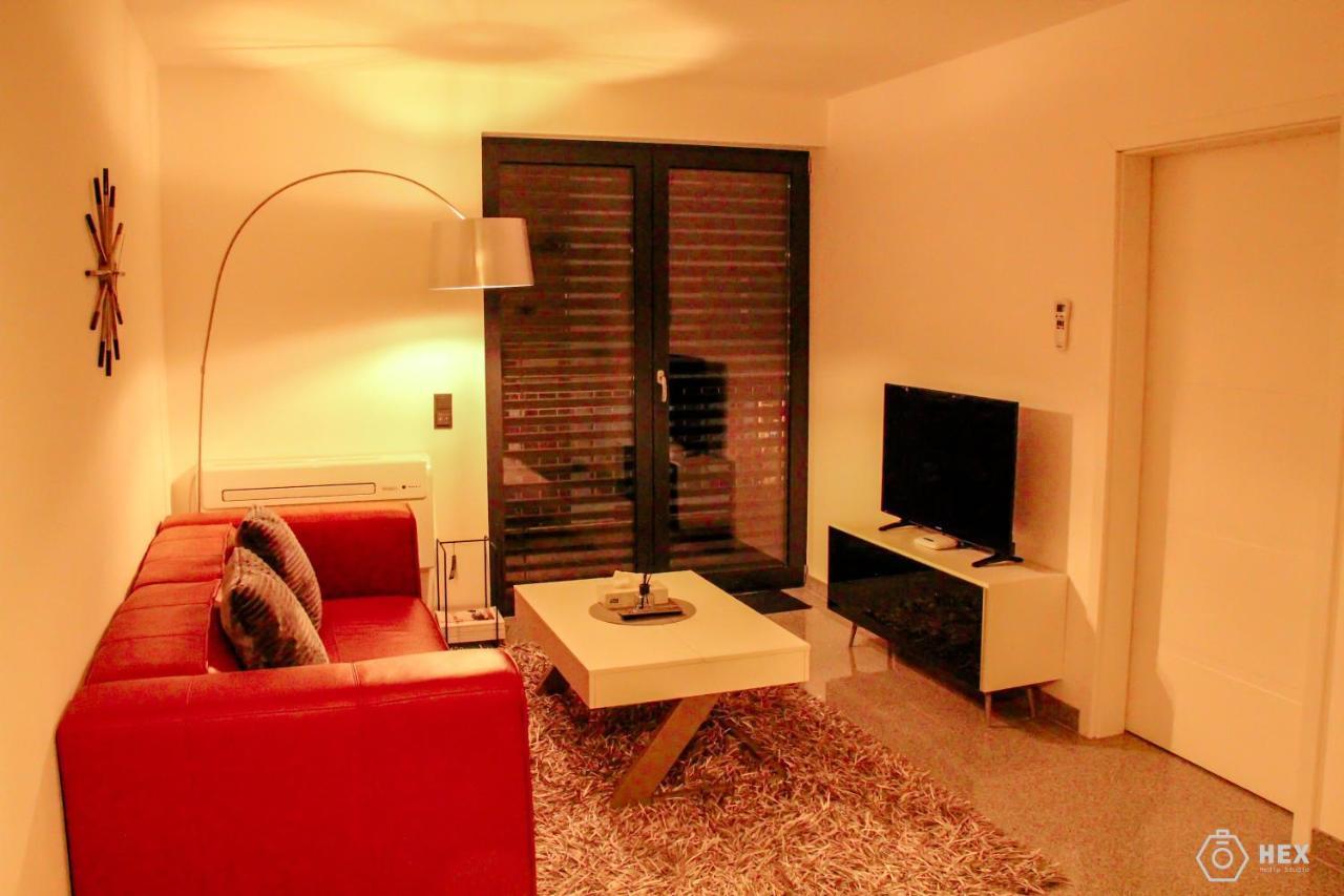 Bluestone Boarding Apartments Дюссельдорф Экстерьер фото